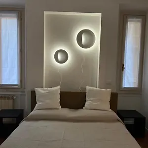  Appartamento Casa Vercelli Delizioso Bilocale Moderno Nella Vecchia